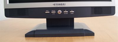 Hyundai L70d Monitor Hyundai L70d Fuss