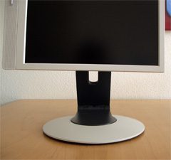 Fujitsu Siemens P19 2 Monitor Fsc P19 2 Anschlag1