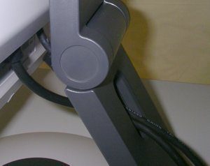 Fujitsu Siemens P20 2 Monitor Fsc P20 2 Kabelfuehrung1