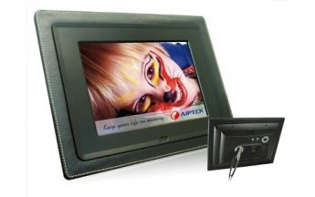 Aiptek: Digitaler Foto-Rahmen Da Vinci mit Auflösung 800 x 480