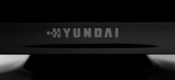 Hyundai W220s Monitor Hyundai W220s Logo 2