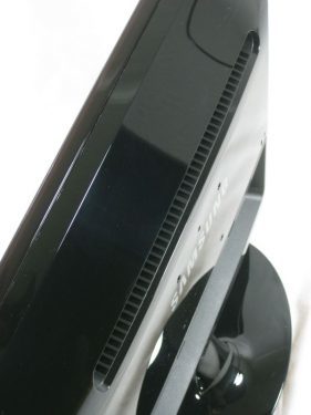 Samsung P2250 Monitor Luftungsschlitze