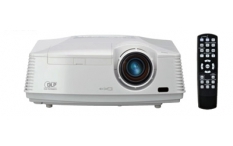 Mitsubishi Electrics Full-HD-Beamer HC3200