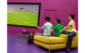 Epson mit Projektoren-Aktionen zur Fußball-Weltmeisterschaft