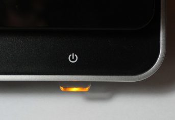 Hp Pavilion 2710m Monitor 2710m Led02