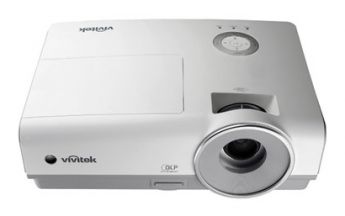 Vivitek D855ST: kurze Distanz, lange Garantiezeit