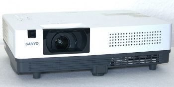 Sanyo Plc Wk2500 Beamer Vorne R