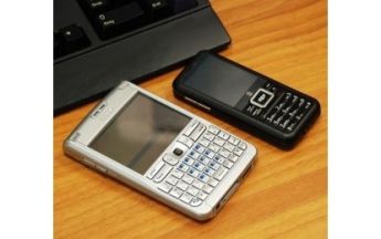 Smartphones machen einfachen Handys den Garaus