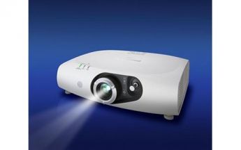 Panasonic stellt 3-Chip DLP Projektoren der PT-DZ13K Serie vor
