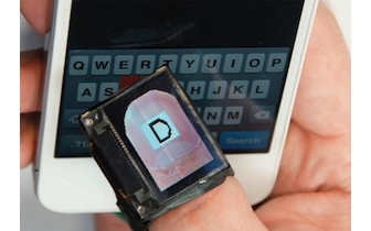 Display-Zukunft: Interaktive OLED-Fingernägel