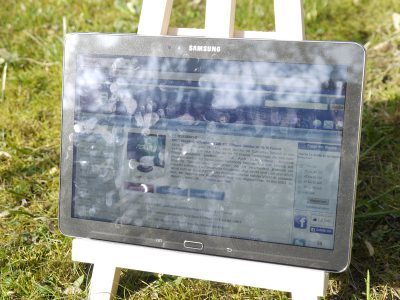 Asus Memo Pad 7 Tablet Outdoor2