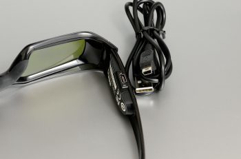 Benq W7500 Beamer Brille 2