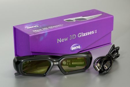 Benq W7500 Beamer Lieferumfang Brille
