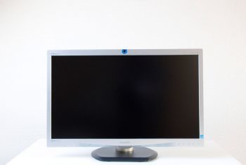 Philips 241p4qryes Monitor IMG 4068Vornunten