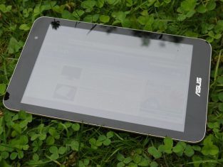 Asus Memo Pad 7 Tablet Outdoor2