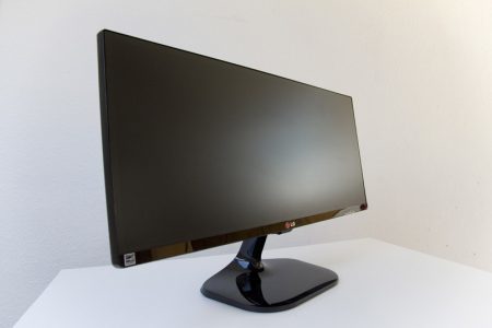 Lg 25um65 P Monitor Flucht Schraeg