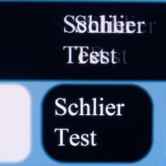 Dell Uz2315h Monitor Schliertest 2