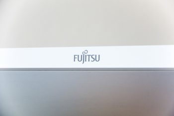 Fujitsu P24w 7 Led Monitor Logo Front