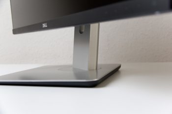 Dell U2715h Monitor Detail Tragarm Fuss