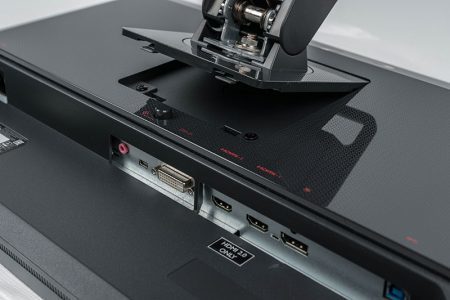 Benq Xl2735 Monitor Montage1