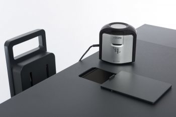 Lichtschutzblende mit Öffnung für das Kolorimeter