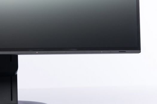 Plane Frontblende mit Helligkeitssensor und elektrostatischen Bedienelementen