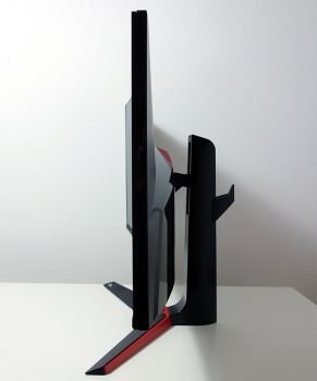 2,5 Grad nach vorn lässt sich das Display des LG 34UC89G-B neigen