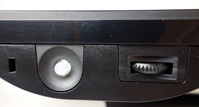 Fünf-Wege-Trackball und Steuerrad für die LED-Beleuchtung