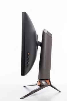 Ansicht seitlich des Asus PG27UQ