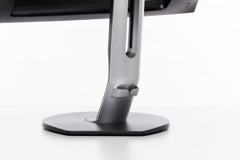 Schickes Standbein mit Kabelmanagement des Philips 272B7QUPBEB