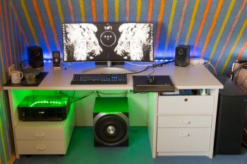 Der 38WK95C-W wertet praktisch jeden Arbeitsplatz auf. So viel Eindruck hinterlässt aktuell wohl kein anderer Computerbildschirm in dieser Preisklasse