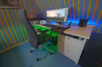 Trotz fehlender Hardware-Kalibrierung und seiner Allround-Talente ist der 38WK95C-W gut für die Produktion von Druckdaten geeignet. Nur die Allerwenigsten brauchen es noch genauer