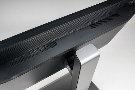 Zwei Öffnungen versorgen das Display mit Frischluft
