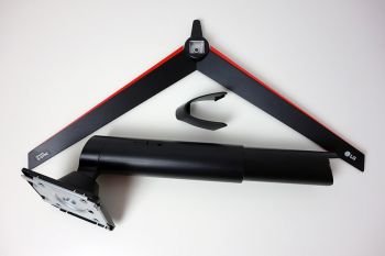 Standfuß und Kabelführung des LG 34GK950G-B