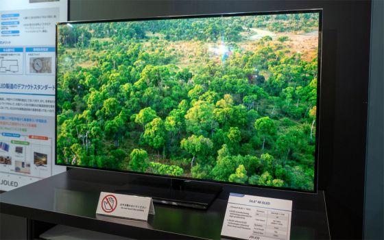 Gedruckter 55 Zoll OLED TV mit 4K Auflösung von JOLED