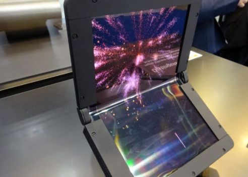 Faltbares OLED-Display von SEL
