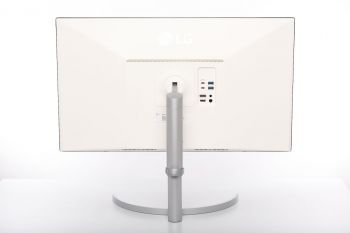 Ansicht des Monitors von hinten in der höchsten Stellung