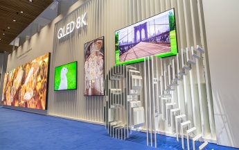 Samsung 8K QLED Displays (Bild: Samsung)
