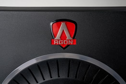 Optisch gelungener Farbakzent in Form des AOC-Gaming-Logos