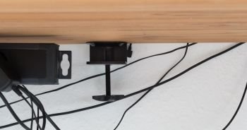 Befestigung des Standfußes