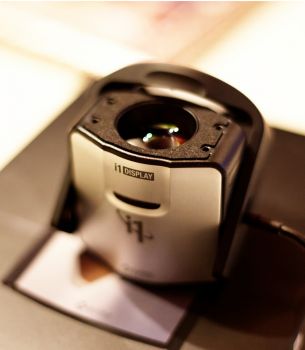 i1Display – Lichtdiffuserhalter geöffnet