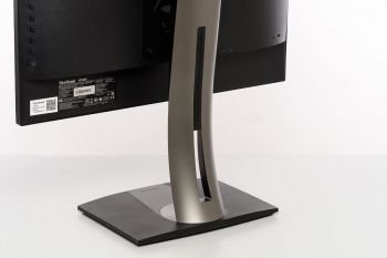 Zweigeteiltes Standbein des ViewSonic VP2458