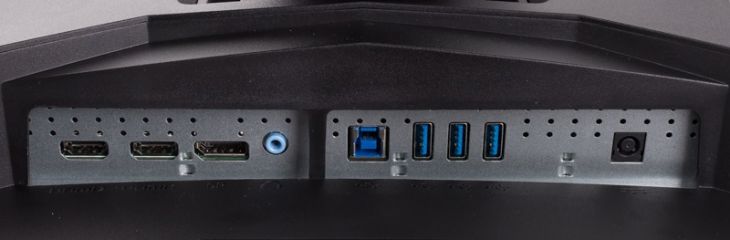 Anschlüsse des ViewSonic XG350R-C: HDMI (2 x), DP, Audio-out und dreimal USB 3.0