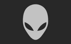 Alienware: 4K-OLED-Display mit 55 Zoll und 120 Hz Alienware-Logo (Bild: Alienware)