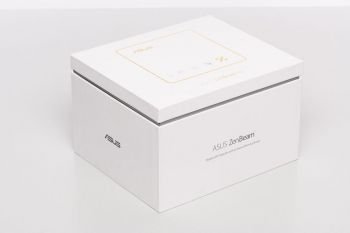 Edle Box des ASUS ZenBeam S2, die ein Schmuckstück vermuten lässt