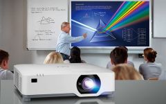 NEC PE455 (Bild: NEC)