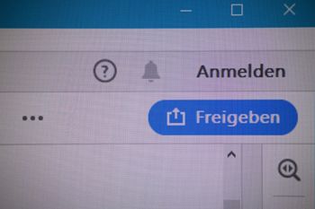 Anzeige mit „Clear Vision“ auf „Aus“