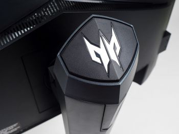 Predator-Logo am Standarm