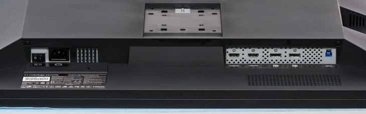 Anschlüsse des Eizo CG319X