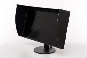 Drehung nach links mit montierter Lichtschutzblende